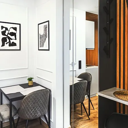 Przytulne Gniazdko W Centrum Wroclawia Apartman *
