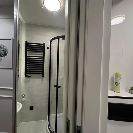 Przytulne Gniazdko W Centrum Wroclawia Apartmán *